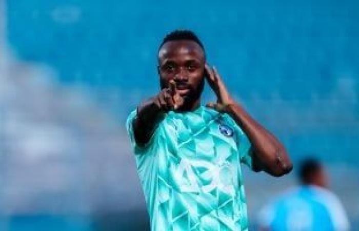 فيستون ماييلى يقود هجوم بيراميدز أمام الجونة - بوابة نيوز مصر