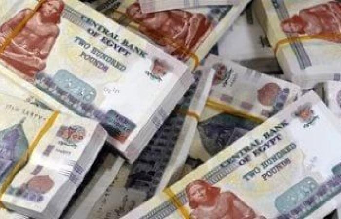 استجواب متهمين بالاستيلاء علي أموال المواطنين بزعم تسفيرهم بتأشيرات مزورة - بوابة نيوز مصر