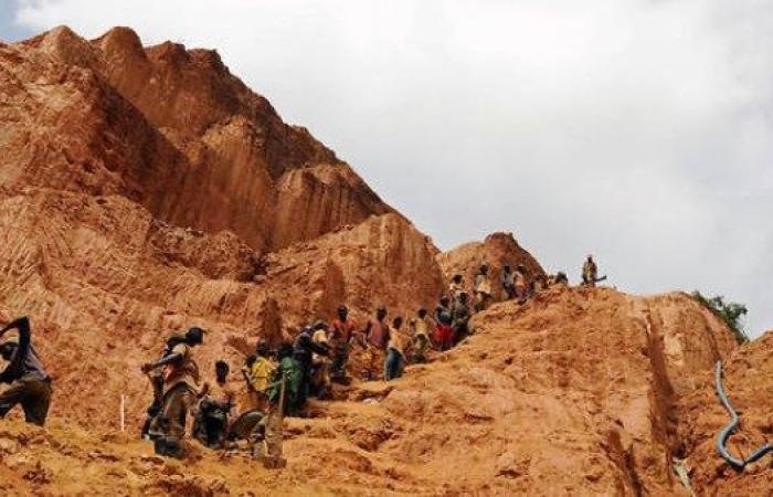 مصرع 200 شخص في انهيار منجم شرقي الكونغو - بوابة نيوز مصر