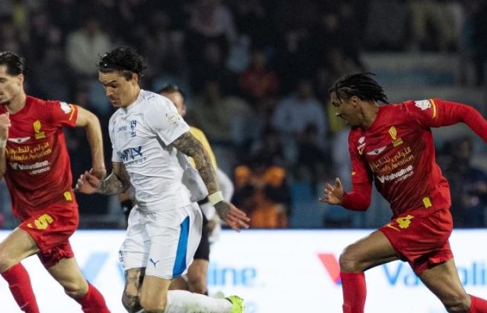 أسطورة المغرب يفتح النار على نونيز: ليس جيدًا بما يكفي! - بوابة نيوز مصر