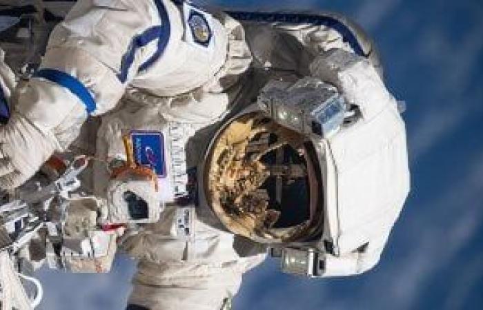 كواليس الخروج إلى الفضاء المفتوح.. التحضيرات والمهمات فى بث بالأهرامات - بوابة نيوز مصر