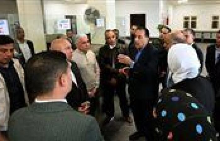 رئيس الوزراء يتفقد سير العمل والخدمات المقدمة للمواطنين بالمركز التكنولوجي بقرية "تونا الجبل" بالمنيا - بوابة نيوز مصر