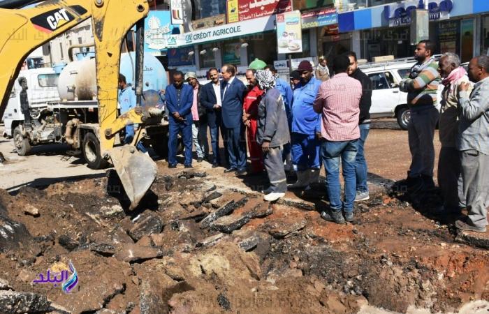 استجابة لشكاوى المواطنين.. محافظ قنا يوجه بإصلاح كسر ماسورة مياه بالمنشية البحرية - بوابة نيوز مصر