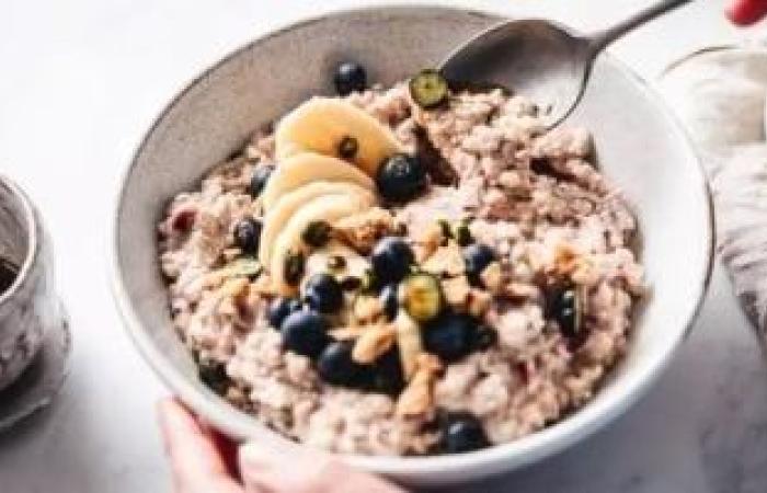 تناول الشوفان هل يؤدى لخفض مستويات الكوليسترول.. ماذا تقول الأبحاث؟ - بوابة نيوز مصر