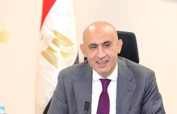 استعدادا لعودة الدراسة السبت.. تدريب معلمي وموجهي"الانجليزي" على مناهج الترم الثاني - بوابة نيوز مصر