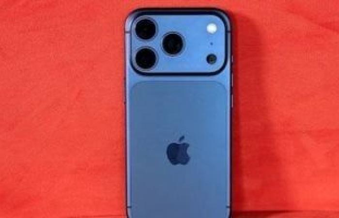 آيفون 18 برو وماكس.. تحديثات شرائح وتقنيات جديدة دون تغييرات كبيرة فى التصميم - بوابة نيوز مصر