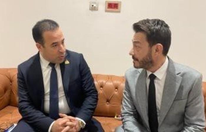 لجنة الاتصالات بالنواب تستقبل الفنان أحمد زاهر بطل مسلسل لعبة وقلبت بجد - بوابة نيوز مصر