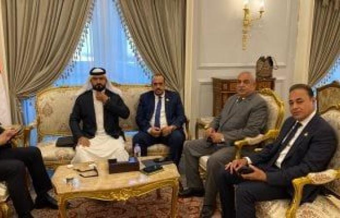 أحاديث جانبية بين النواب قبل جلسة التعديل الوزاري - بوابة نيوز مصر