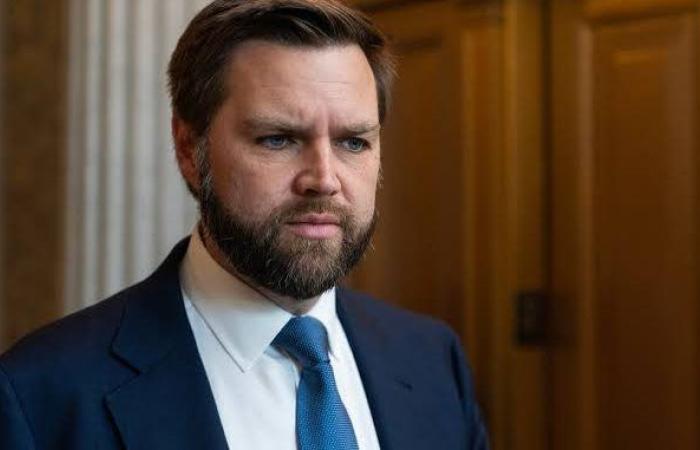 أزمة أمريكية بسبب السوشيال الميديا.. حذف منشور لنائب «ترامب» يعترف بإبادة الأرمن - بوابة نيوز مصر