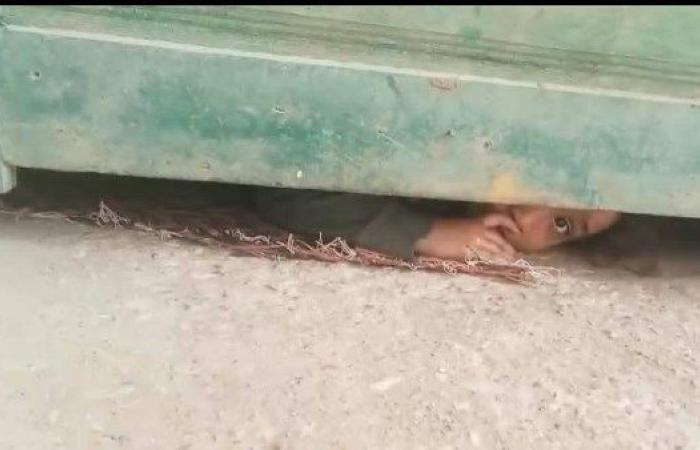 جنى| صورة أبكت المصريين من خلف باب منزل خالها بدمياط.. ايه القصة؟ - بوابة نيوز مصر