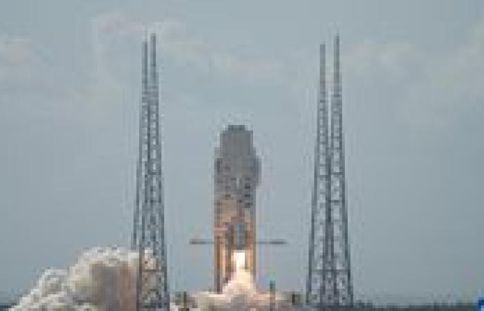 سفينة الأحلام.تروض الأمواج: الصين تنجح في أول استعادة لكبسولة مركبة فضائية - بوابة نيوز مصر