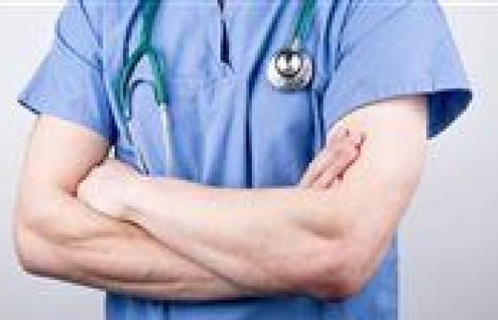 حبس ممرض 15 يومًا لاتهامه بالتعدي على مريضة داخل العناية المركزة بنبروه - بوابة نيوز مصر