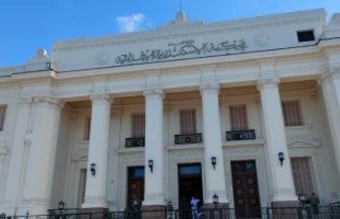 إحالة سائق وزوجته للجنايات بتهمة قتل ابنها بكرموز بالإسكندرية - بوابة نيوز مصر