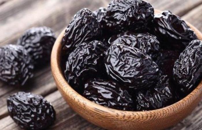 من أشهر أنواع الياميش.. تعرف على أضرار القراصيا - بوابة نيوز مصر