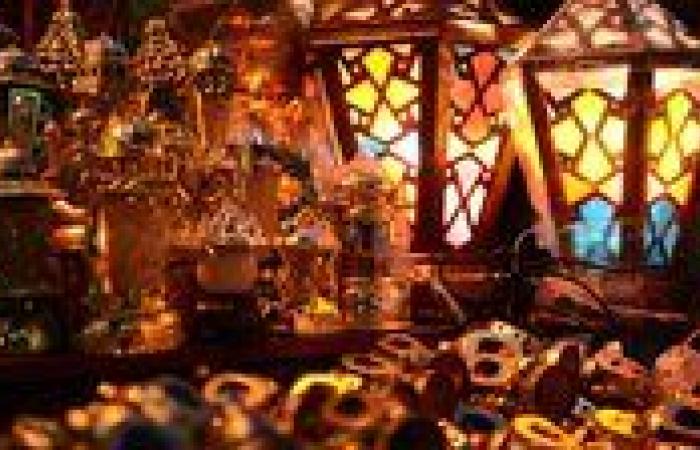 أغرب من الخيال.. عادات استقبال شهر رمضان بين سحب الكراسي وأكل البطيخ - بوابة نيوز مصر