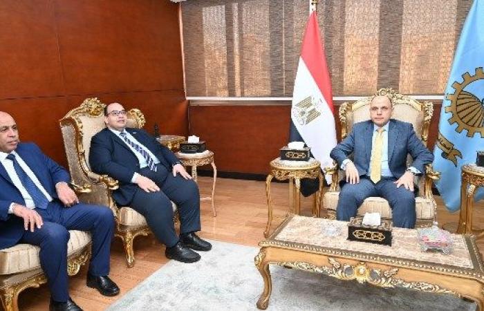 محافظ الغربية يستقبل رئيس جامعة كفر الشيخ لتهنئته بتوليه مهام منصبه - بوابة نيوز مصر
