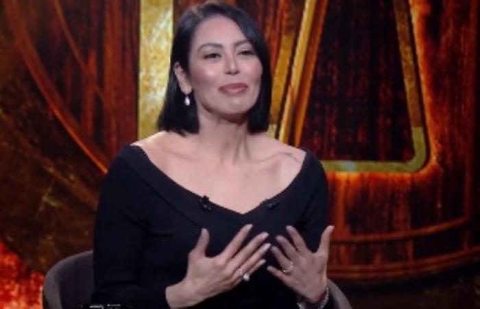 علاقتنا ازدادت قوة.. لقاء الخميسي تكشف كيف تعاملت مع أزمة زواج عبد المنصف؟ - بوابة نيوز مصر