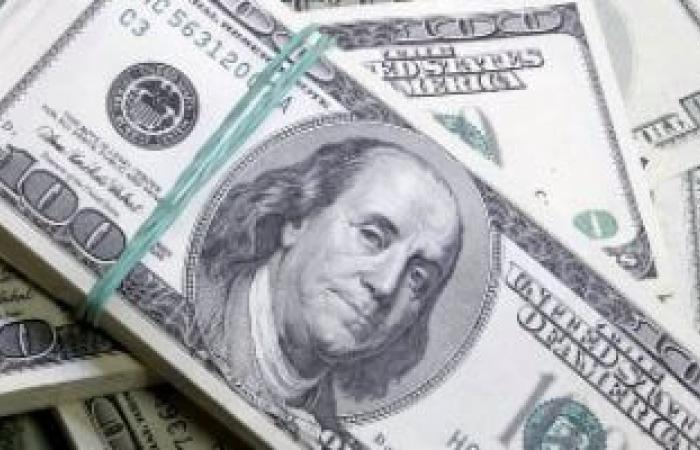 الدولار على مدار الساعة.. 46.93 جنيه سعر شراء الأخضر فى بنك البركة - بوابة نيوز مصر