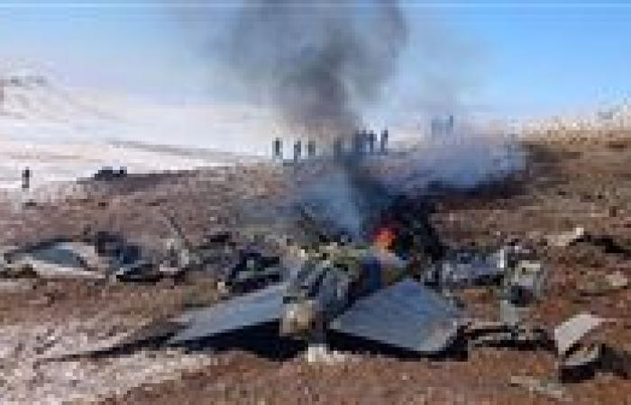 إيران.. مقتل طيار في تحطم طائرة مقاتلة أثناء مهمة تدريبية بغرب البلاد - بوابة نيوز مصر