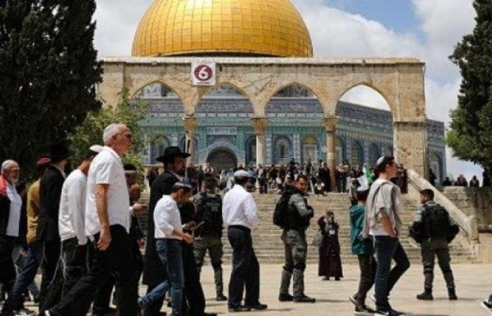 تعنت وقيود أمنية.. الاحتلال يرفض دخول المصلين إلى المسجد الأقصى - بوابة نيوز مصر