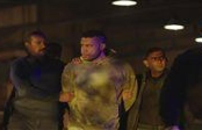 مسلسل الكينج الحلقة الثالثة.. القبض على حمزة الدباح - بوابة نيوز مصر