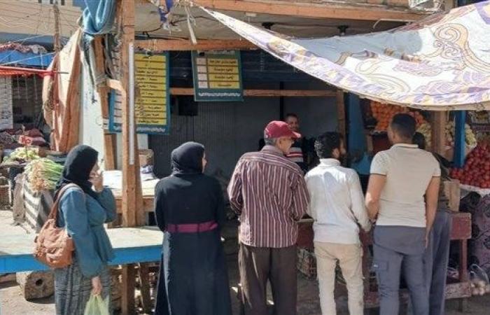 منافذ ثابتة ومتنقلة لبيع السلع الغذائية والخضراوات في الوادي الجديد - بوابة نيوز مصر