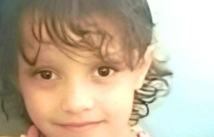 تفاصيل صادمة يرويها والدا الطفلة قمر ضحية جارها بالمنيب - بوابة نيوز مصر