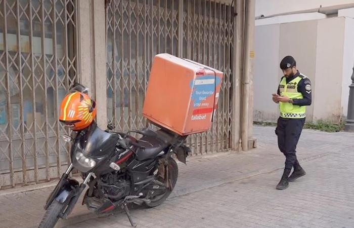 حملة مرورية استهدفت دراجات التوصيل والمركبات المخالفة - بوابة نيوز مصر