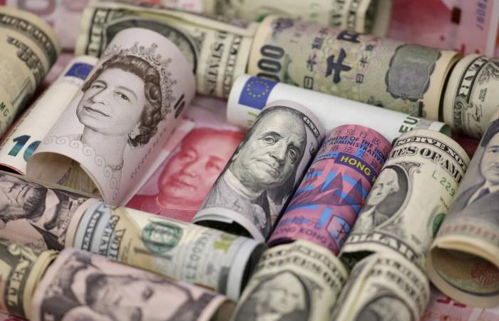 أسعار الدولار واليورو والإسترليني مقابل الجنيه المصري اليوم - بوابة نيوز مصر