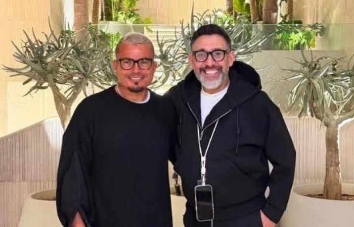 عمرو مصطفى يتغزل فى الهضبة عمرو دياب: أخويا وعشره العمر - بوابة نيوز مصر