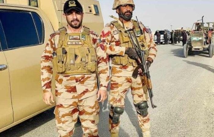 مصرع 17 شخصًا في غارات باكستانية على طول الحدود مع أفغانستان - بوابة نيوز مصر