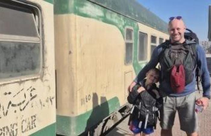 كاتب بريطاني فى «تايمز»: استكشاف مصر مع ابنى أفضل درس تاريخ ممكنا - بوابة نيوز مصر