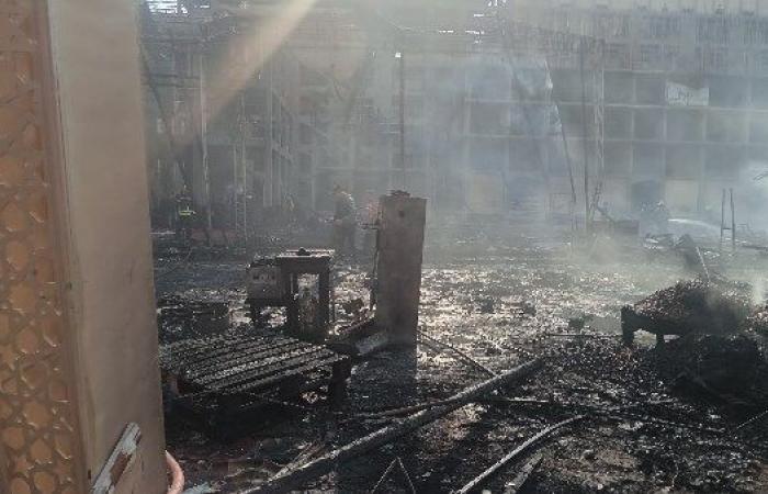 السيطرة على حريق بخيمة فوانيس  أمام بوابة توشكي دون خسائر بشرية - بوابة نيوز مصر