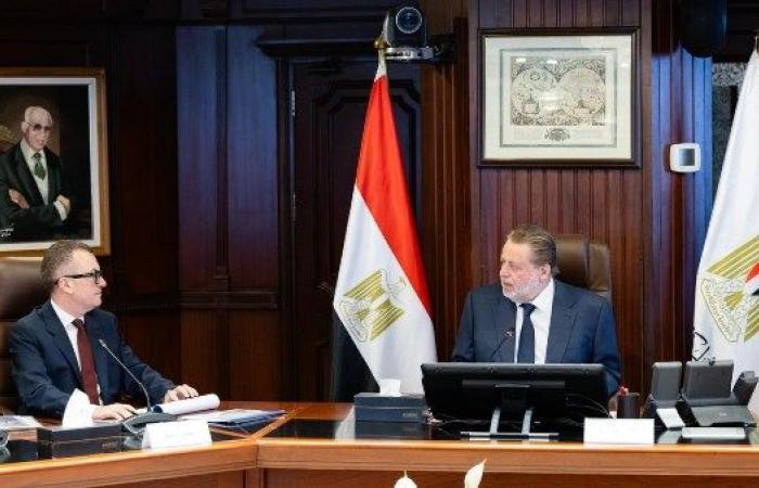 محافظ البنك المركزي ووزير التخطيط يبحثان تنسيق السياسات لدعم استقرار الاقتصاد - بوابة نيوز مصر