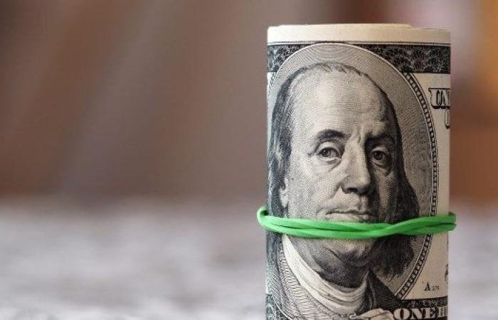 أعلى سعر لصرف الدولار اليوم الأربعاء في البنوك - بوابة نيوز مصر