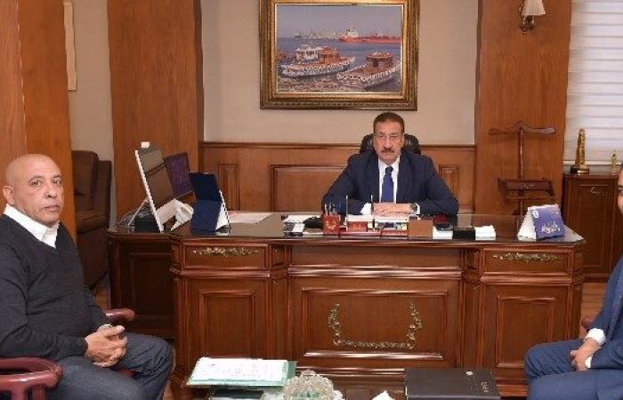 محافظ بورسعيد يتابع سير العمل في مشروعات الثروة الحيوانية - بوابة نيوز مصر