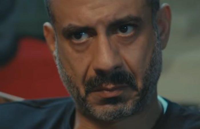 محمد فراج في المحكمة بسبب" أب ولكن" l خاص - بوابة نيوز مصر