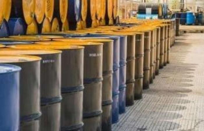 النفط يقفز فوق 82 دولار للبرميل مع تصعيد الهجمات وتضرر الناقلات وتعطيل الشحن - بوابة نيوز مصر