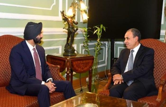 وزير الخارجية يبحث مع رئيس البنك الدولي تعزيز الشراكة ودعم مسار الإصلاح الاقتصادي - بوابة نيوز مصر