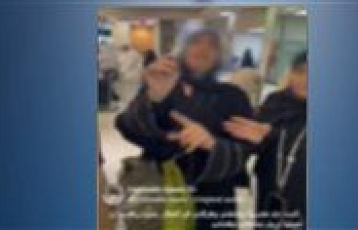 افتكرته المُشرف.. كشف ملابسات فيديو مشاجرة سيدة مع معتمر بمطار القاهرة - بوابة نيوز مصر