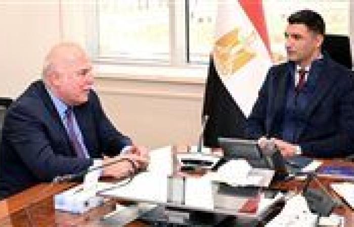 وزير الصناعة يبحث مع شركة بولاريس للتطوير الصناعي خطط التوسع بالمناطق الصناعية - بوابة نيوز مصر