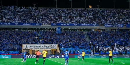 استسلام.. الجماهير الاتحادية تغادر الملعب بعد ثلاثية الهلال - بوابة نيوز مصر