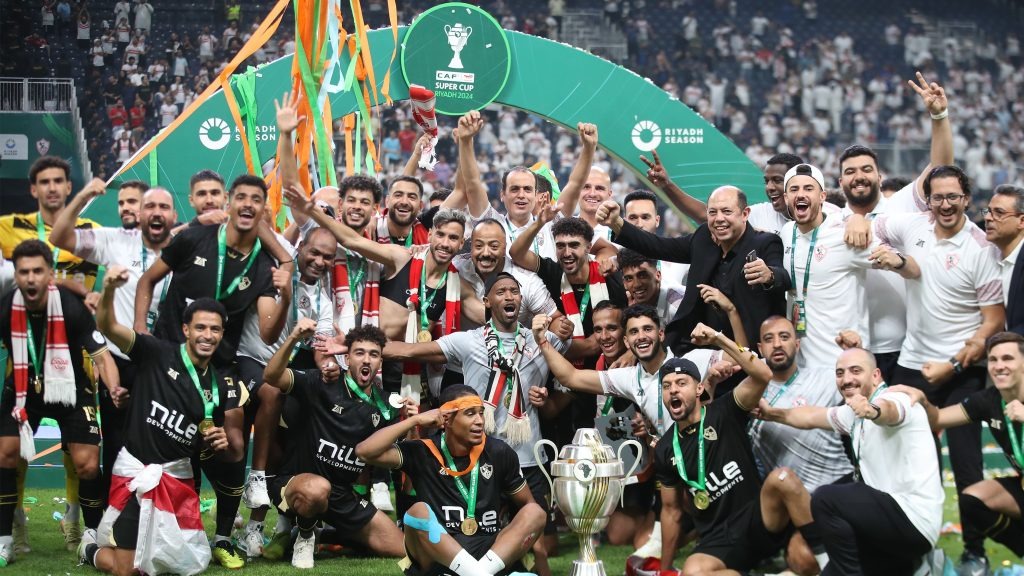 الاتحاد الأفريقي “كاف” يوجه صفعة قوية للزمالك بعد التتويج بالسوبر الأفريقي